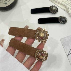 French Retro Small Fragrance Style Temperament Hairpin Fashionable Flower Slender Delicate Velvet BB Clip Bangs Broken Hair Edge Clip