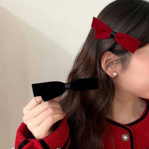 French Retro Velvet Bow Duckbill Hairpin Female Back of The Head New High-end Hair Accessories Side Clip Hair Accessories